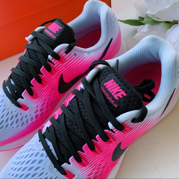 Nike Womens Air Zoom Pegasus 34 NWT - Picture 7 of 10